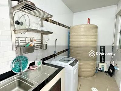 New townhome for rent, corner unit, J.City University, next to Assumption College Sriracha fence, ready to move in, Chon Buri, Thailand New townhome for rent, corner unit, J.City University, next to Assumption College Sriracha fence, ready to move in, Chon Buri, Thailand