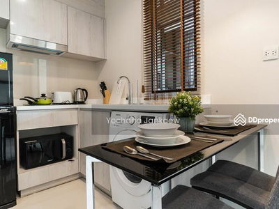 Life One Wireless, Bangkok, Thailand Life One Wireless, Bangkok, Thailand