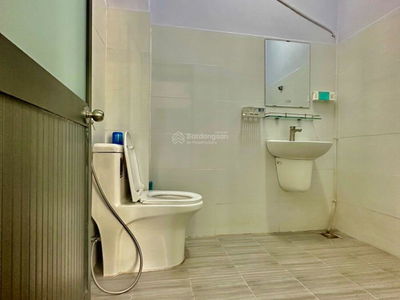 Pham Van Dong Street, Vietnam Pham Van Dong Street, Vietnam