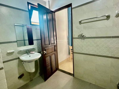 Pham Van Dong Street, Vietnam Pham Van Dong Street, Vietnam