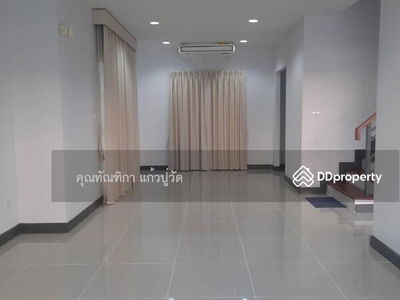 Gehäuse In Nong Phai, Thailand Gehäuse In Nong Phai, Thailand