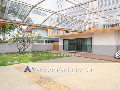 3 Bedrooms House for Rent in Sukhumvit, Bangkok near BTS Asok - MRT Sukhumvit (13001960, Bangkok 3 Bedrooms House for Rent in Sukhumvit, Bangkok near BTS Asok - MRT Sukhumvit (13001960, Bangkok