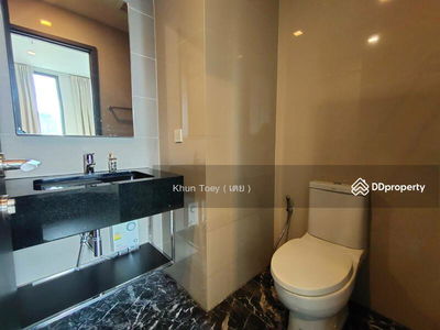 Edge Sukhumvit 23, Bangkok, Thailand Edge Sukhumvit 23, Bangkok, Thailand