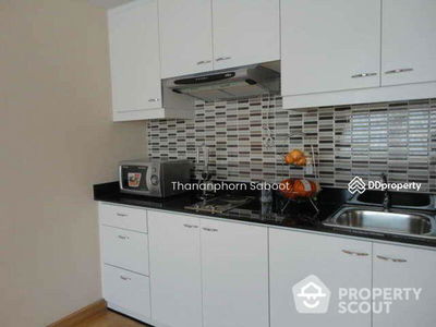 Nantiruj Tower apartment, Bangkok, Thailand Nantiruj Tower apartment, Bangkok, Thailand