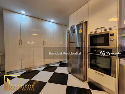 The Peak Sukhumvit 15, Bangkok, Thailand The Peak Sukhumvit 15, Bangkok, Thailand