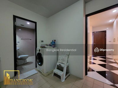 The Peak Sukhumvit 15, Bangkok, Thailand The Peak Sukhumvit 15, Bangkok, Thailand