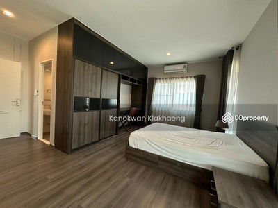 Mantana Bangna Km.7, Samut Prakan, Thailand Mantana Bangna Km.7, Samut Prakan, Thailand