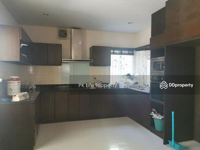 Housing in Wichit, Thailand Housing in Wichit, Thailand