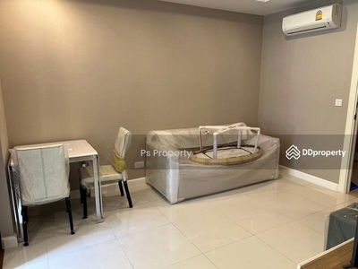 The Metropolis Samrong Interchange, Samut Prakan, Thailand The Metropolis Samrong Interchange, Samut Prakan, Thailand