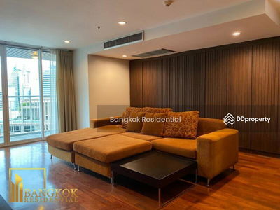 Urbana Langsuan, Bangkok, Thailand Urbana Langsuan, Bangkok, Thailand