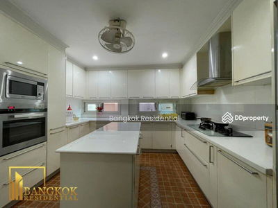 Detached House, Bangkok, Thailand Detached House, Bangkok, Thailand