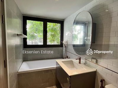 Chapter Thonglor 25, Bangkok, Thailand Chapter Thonglor 25, Bangkok, Thailand