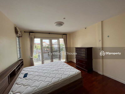 Nanthawan Pracha Chuen, Nonthaburi, Thailand Nanthawan Pracha Chuen, Nonthaburi, Thailand