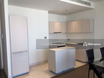 Magnolias Ratchadamri Boulevard, Bangkok, Thailand Magnolias Ratchadamri Boulevard, Bangkok, Thailand