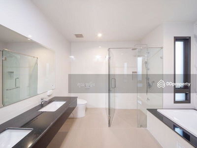 Housing in Hang Dong, Thailand Housing in Hang Dong, Thailand