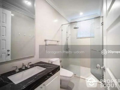 Royce Private Residences, Bangkok, Thailand Royce Private Residences, Bangkok, Thailand