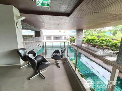 Whizdom The Exclusive, Bangkok, Thailand Whizdom The Exclusive, Bangkok, Thailand