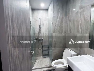 Q Prasarnmit, Bangkok, Thailand Q Prasarnmit, Bangkok, Thailand