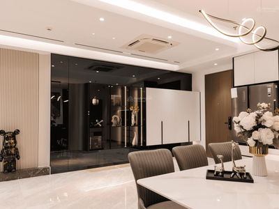 Sunrise City, Vietnam  Sunrise City, Vietnam