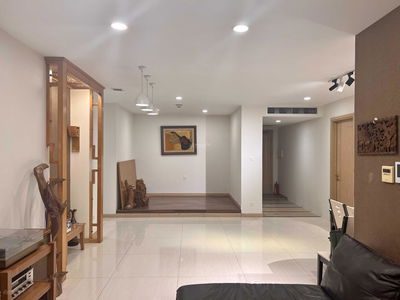 Thang Long Number One, Vietnam Thang Long Number One, Vietnam