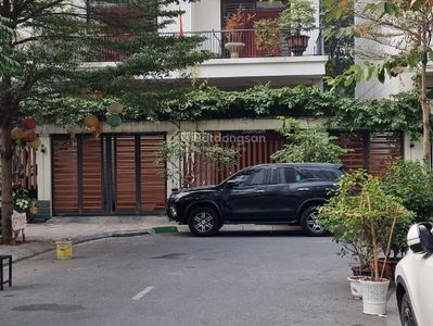 Adjacent to 96 Nguyen Huy Tuong, Vietnam Adjacent to 96 Nguyen Huy Tuong, Vietnam