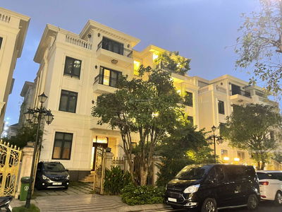 Vinhomes Golden River Ba Son, Vietnam Vinhomes Golden River Ba Son, Vietnam