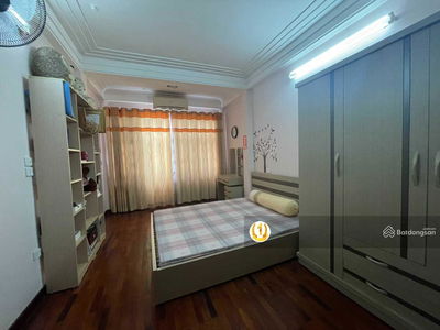 Gehäuse In Hanoi, Vietnam Gehäuse In Hanoi, Vietnam