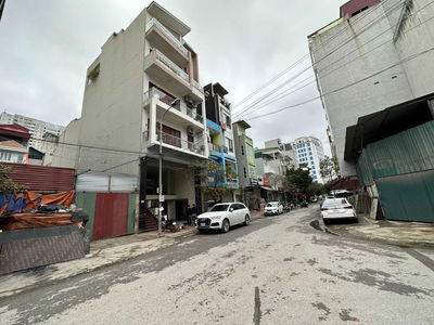 Gehäuse In Ha GJong, Vietnam Gehäuse In Ha GJong, Vietnam