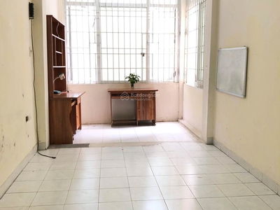 Gehäuse In Hanoi, Vietnam Gehäuse In Hanoi, Vietnam