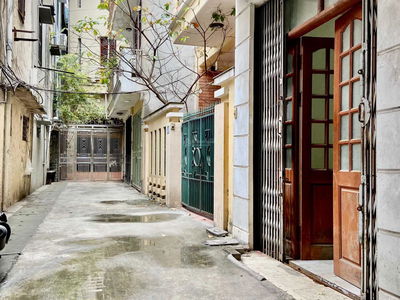 Housing in Hanoi, Vietnam  Housing in Hanoi, Vietnam