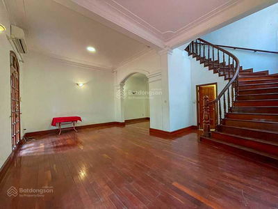 Жилье в Hanoi, Vietnam Жилье в Hanoi, Vietnam