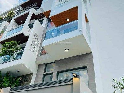 Housing in Ho Chi Minh City, Vietnam Housing in Ho Chi Minh City, Vietnam