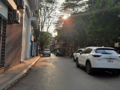 Housing in Hanoi, Vietnam Housing in Hanoi, Vietnam