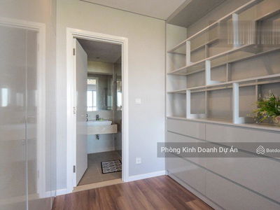 Diamond Island, Vietnam Diamond Island, Vietnam