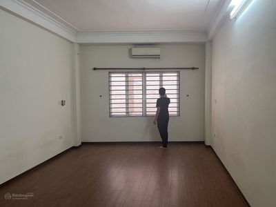 Gehäuse In Hanoi, Vietnam Gehäuse In Hanoi, Vietnam