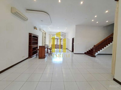 Housing in Nha Be, Vietnam Housing in Nha Be, Vietnam