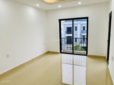 Housing in Tan An, Vietnam Housing in Tan An, Vietnam