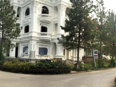 Gehäuse In Co Loa, Vietnam Gehäuse In Co Loa, Vietnam