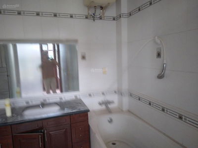 Gehäuse In Nha Be, Vietnam  Gehäuse In Nha Be, Vietnam