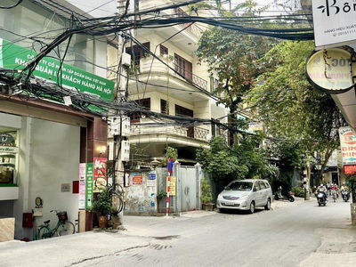 Gehäuse In Hanoi, Vietnam Gehäuse In Hanoi, Vietnam