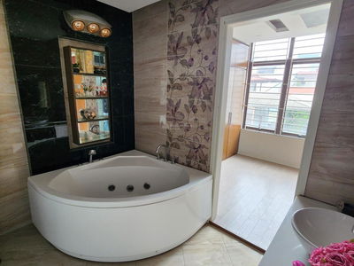 Housing in Hanoi, Vietnam Housing in Hanoi, Vietnam