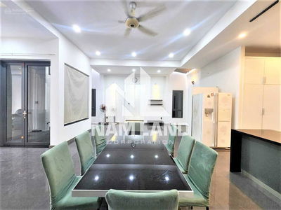 Gehäuse In Nha Be, Vietnam Gehäuse In Nha Be, Vietnam