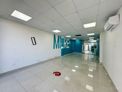 Gehäuse In Hanoi, Vietnam Gehäuse In Hanoi, Vietnam