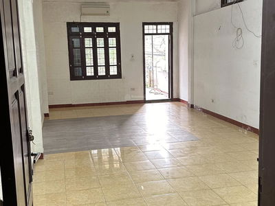 Housing in Hanoi, Vietnam Housing in Hanoi, Vietnam