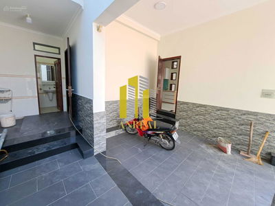 Housing in Nha Be, Vietnam Housing in Nha Be, Vietnam