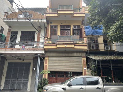 Gehäuse In Hanoi, Vietnam Gehäuse In Hanoi, Vietnam