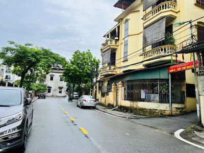 Housing in Hanoi, Vietnam Housing in Hanoi, Vietnam