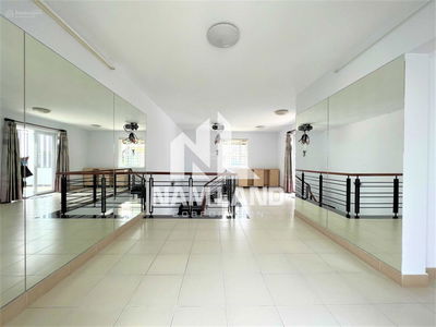 Gehäuse In Nha Be, Vietnam Gehäuse In Nha Be, Vietnam