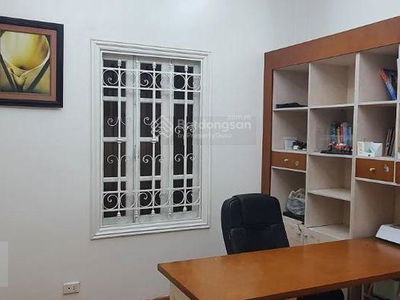 Gehäuse In Hanoi, Vietnam Gehäuse In Hanoi, Vietnam