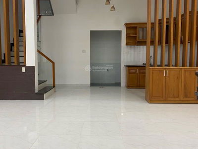 Gehäuse In Nha Be, Vietnam Gehäuse In Nha Be, Vietnam